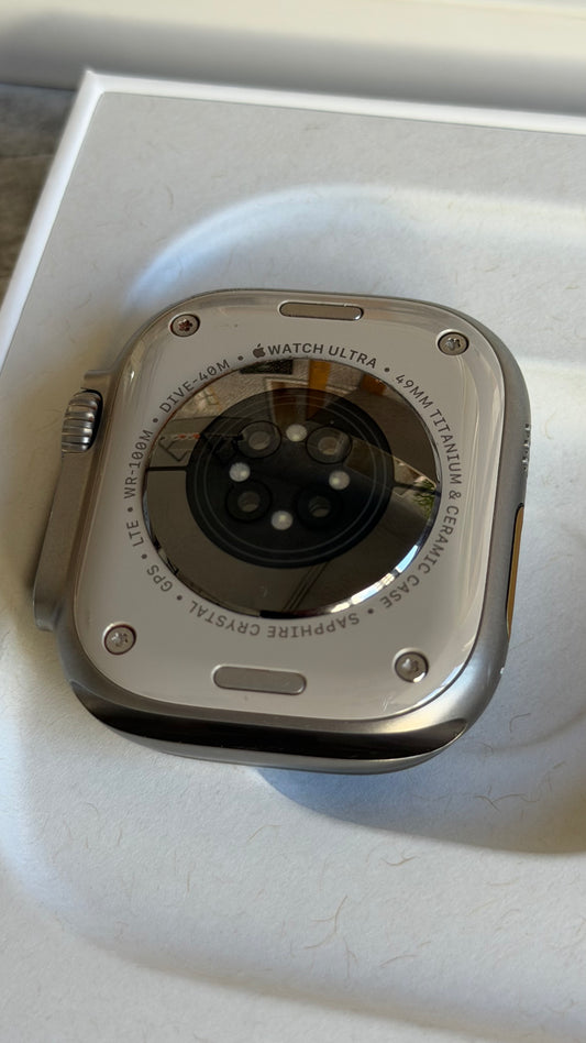 Apple Watch Ultra 2 49mm GPS + Cellular